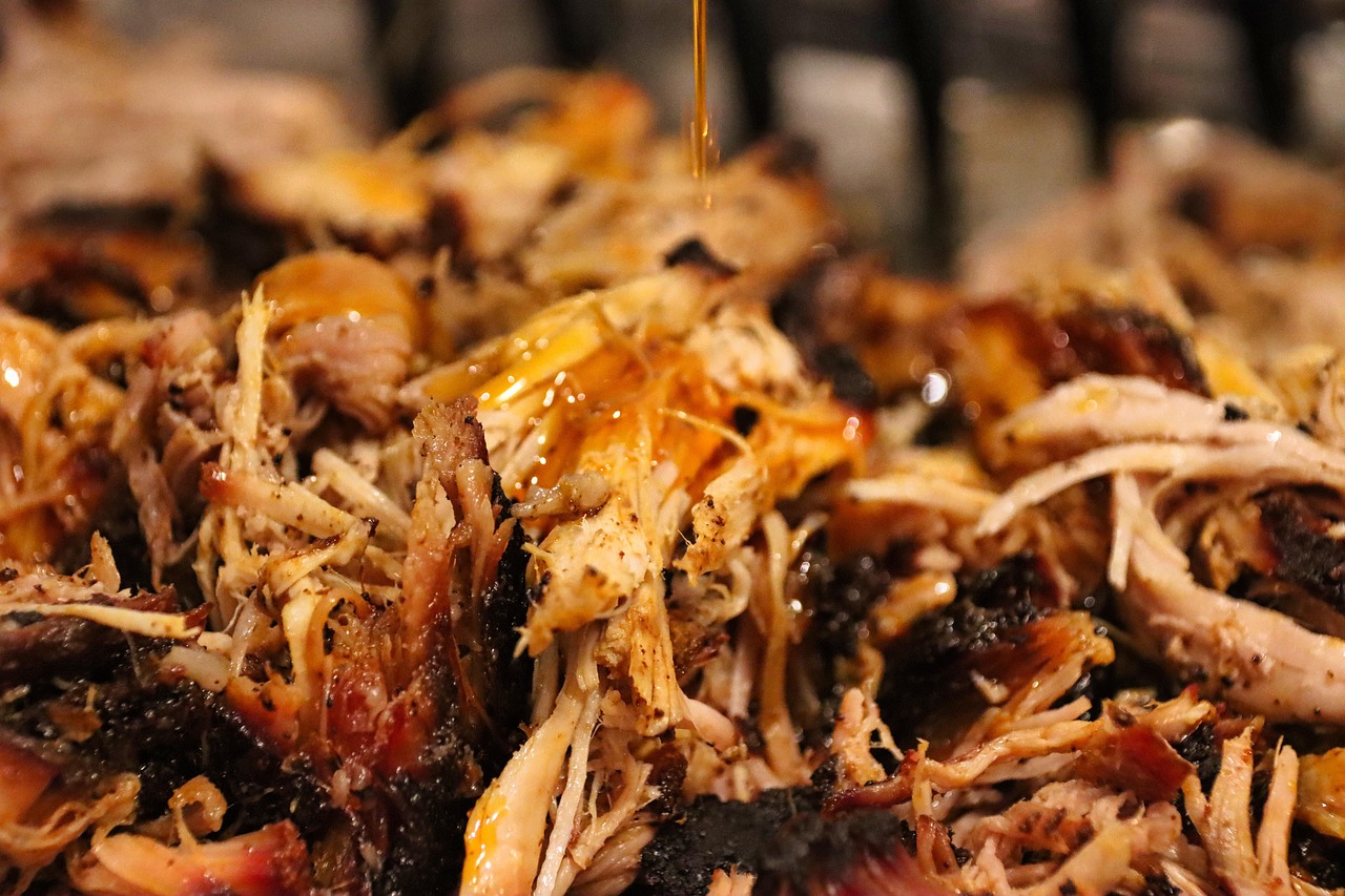 Pulled pork in BBQ sauce - Porc Blasus